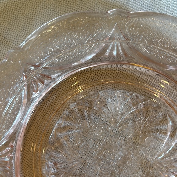 Pink Depression Royal Lace Small Plates (8) - Picture 7 of 11